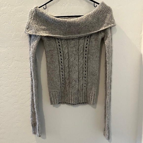 Hollister sweater long sleeve size Small Gray - Picture 1 of 3
